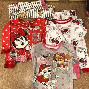🎀Lot of girls jammies 8pcs🎀